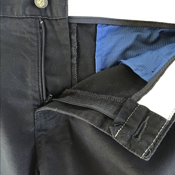 Volcom corpo class chino shorts men’s 28, black - Picture 7 of 9